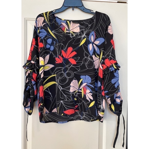 Halogen FLORAL PRINT RUCHED TIE SLEEVE SCOOP NECK BLOUSE - Picture 1 of 4